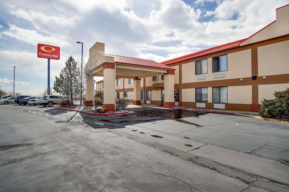 Econo Lodge Pueblo Luaran gambar